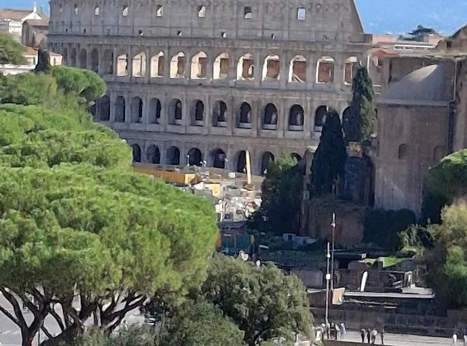 Apartment Elegante Immerso Nei Fori Imperiali Rom